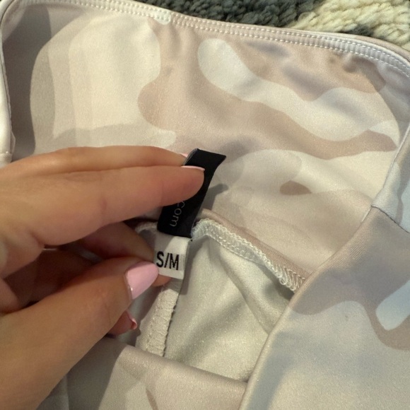 Onzie Beige Camo High Rise Luna Legging - Picture 5 of 6